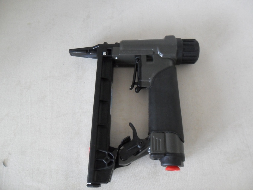 Rainco Upholstery Staple Gun 2" Long Nose